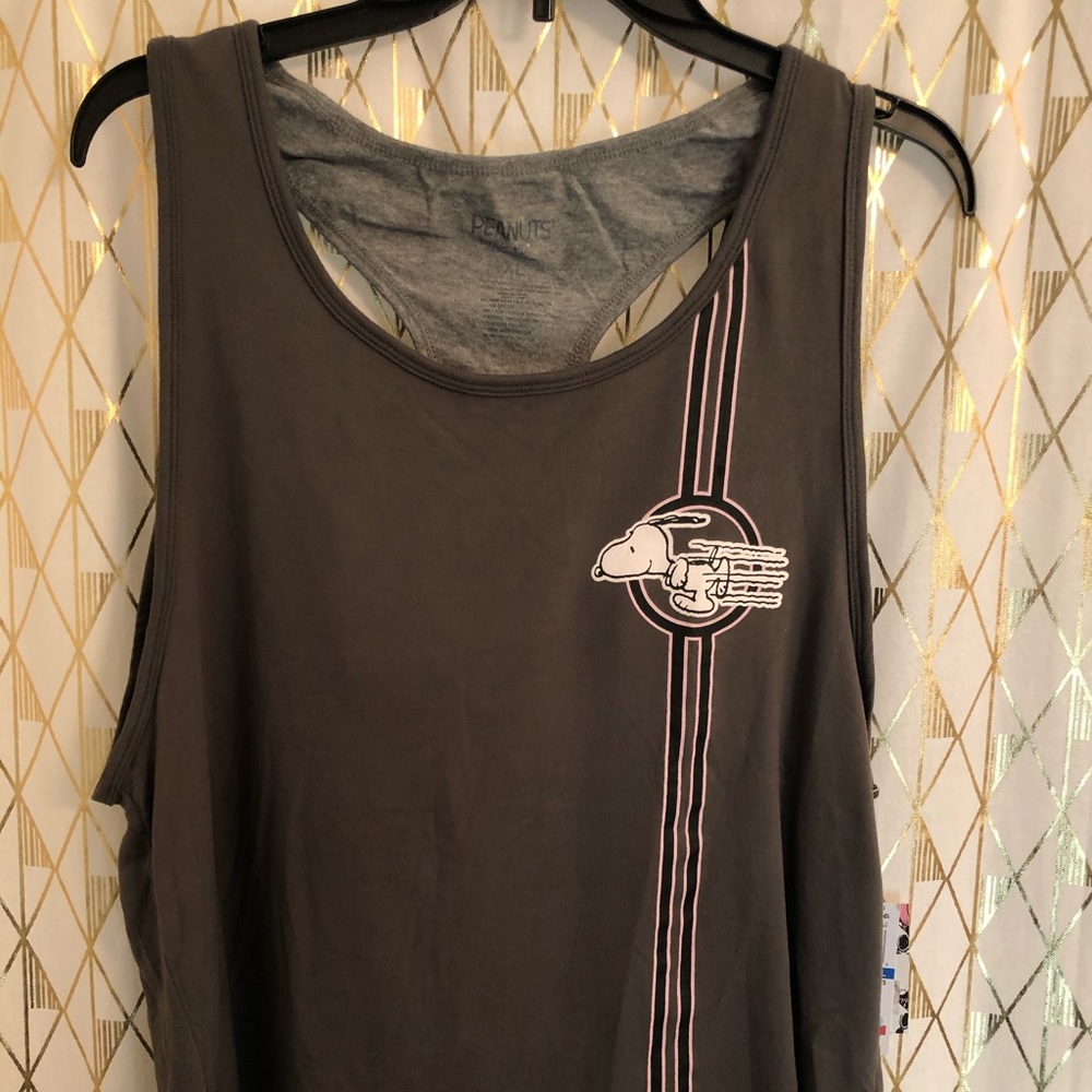 Peanuts tank top with sewed in sports bra